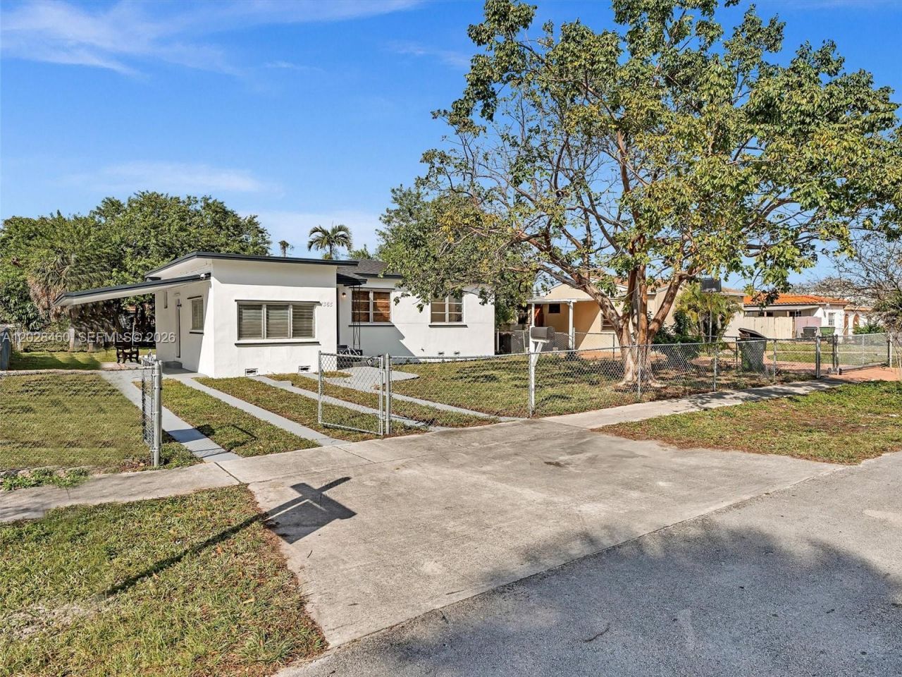 1365 NE 130th St, North Miami, FL 33161 Photo