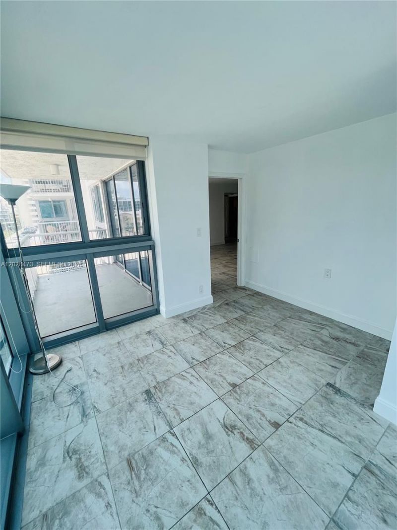 2655 Collins Ave , Unit 602, Miami Beach, FL 33140 Photo