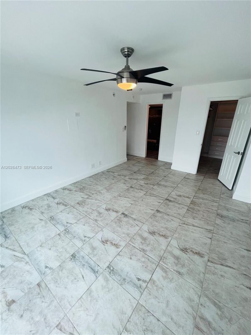 2655 Collins Ave , Unit 602, Miami Beach, FL 33140 Photo