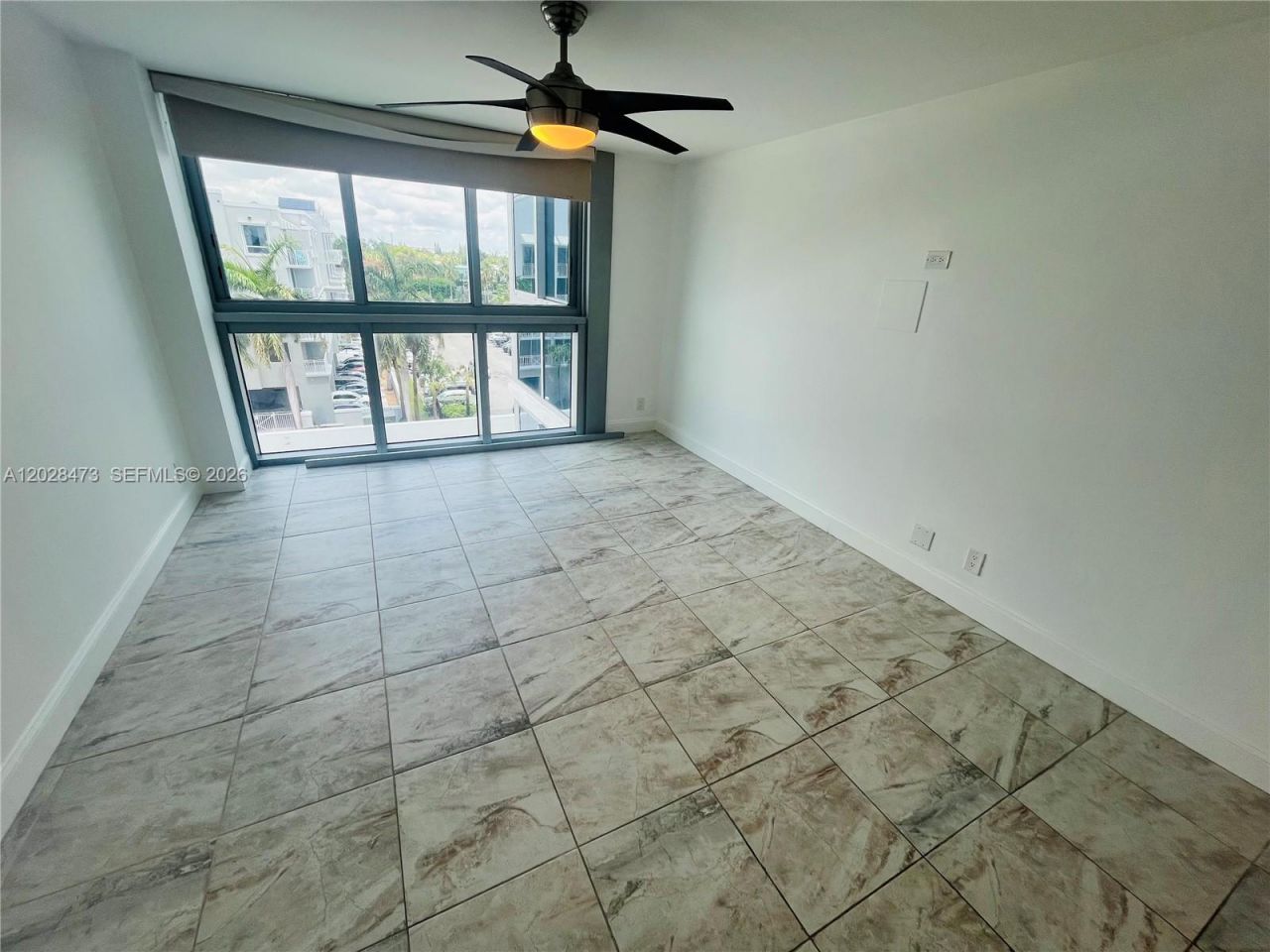 2655 Collins Ave , Unit 602, Miami Beach, FL 33140 Photo