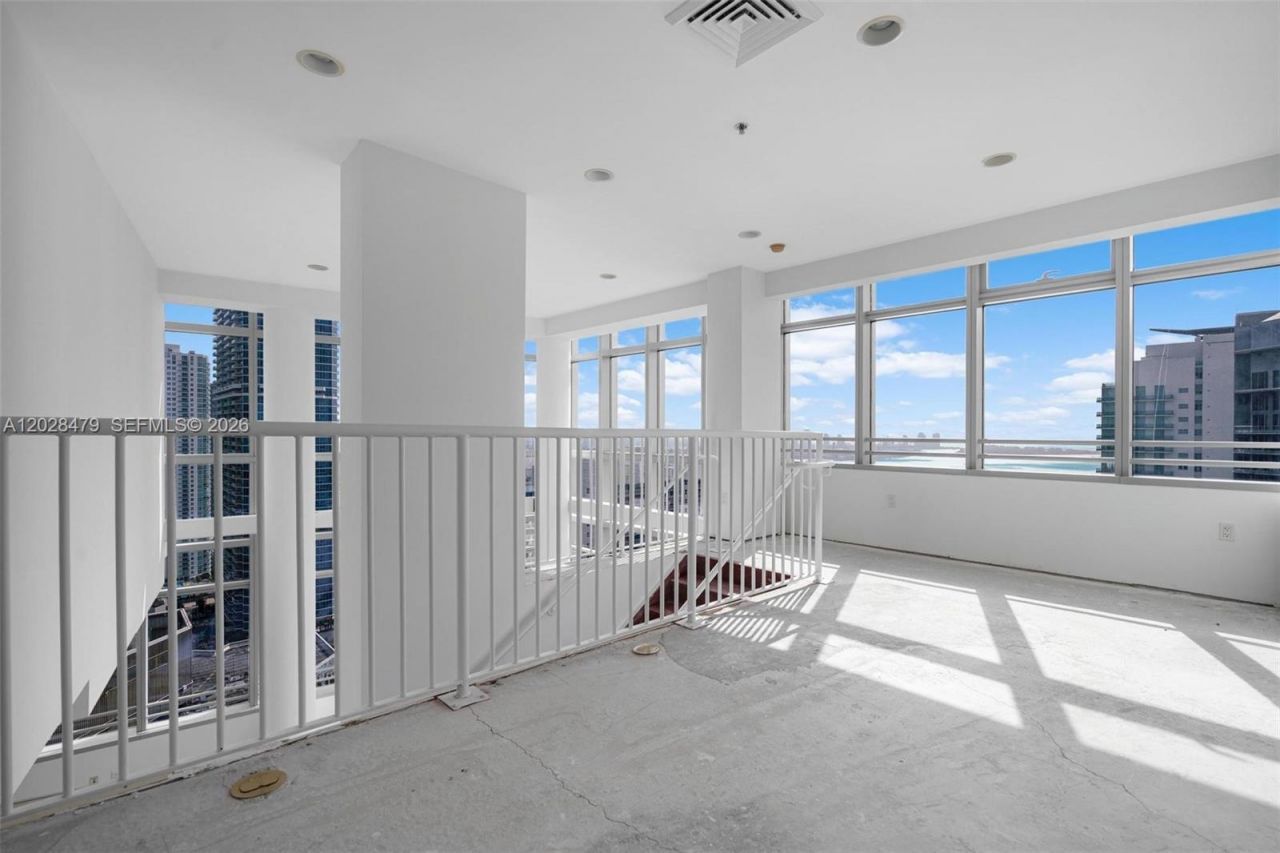 1395 Brickell Ave , Unit 3410, Miami, FL 33131 Photo