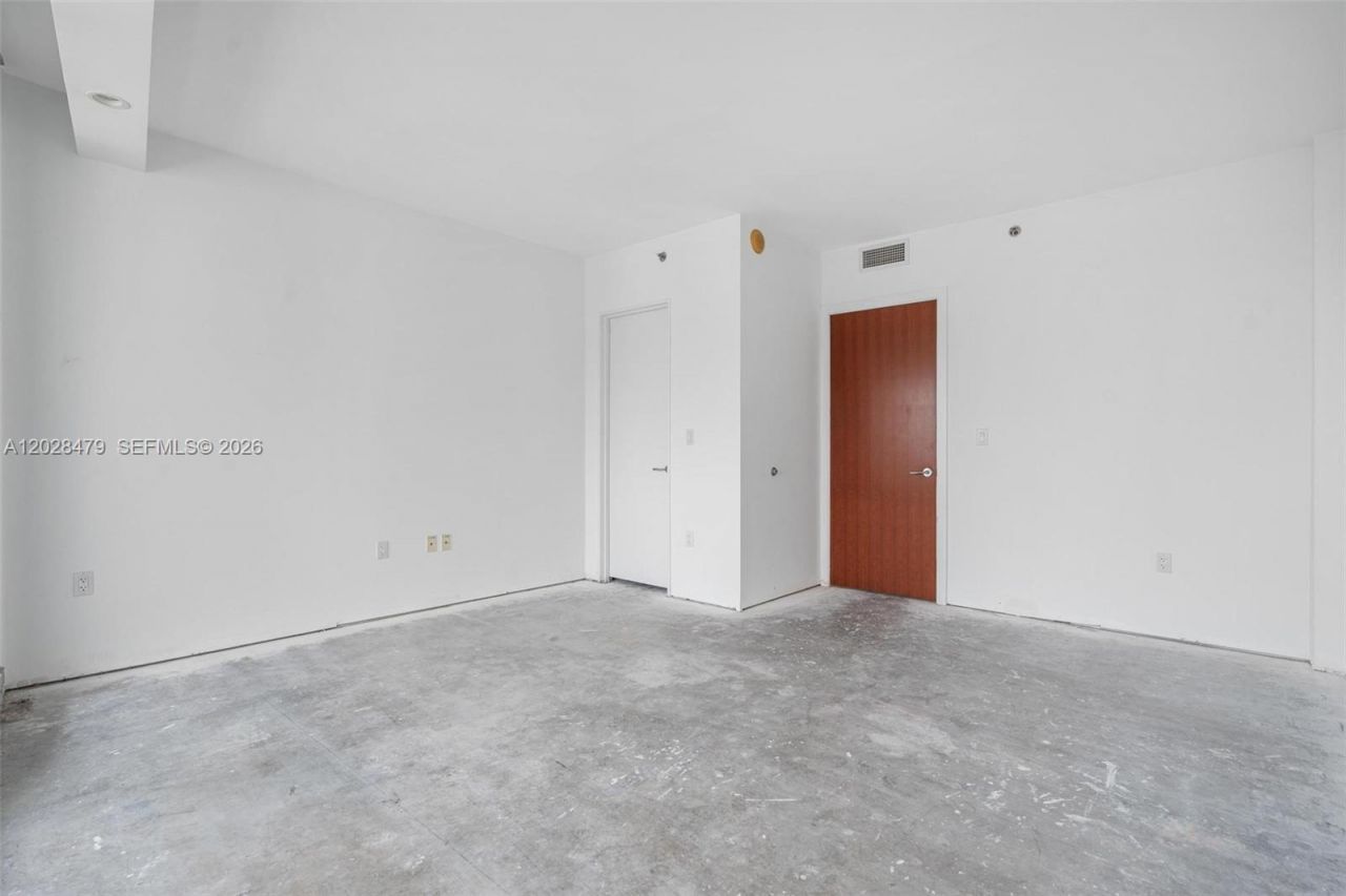 1395 Brickell Ave , Unit 3410, Miami, FL 33131 Photo