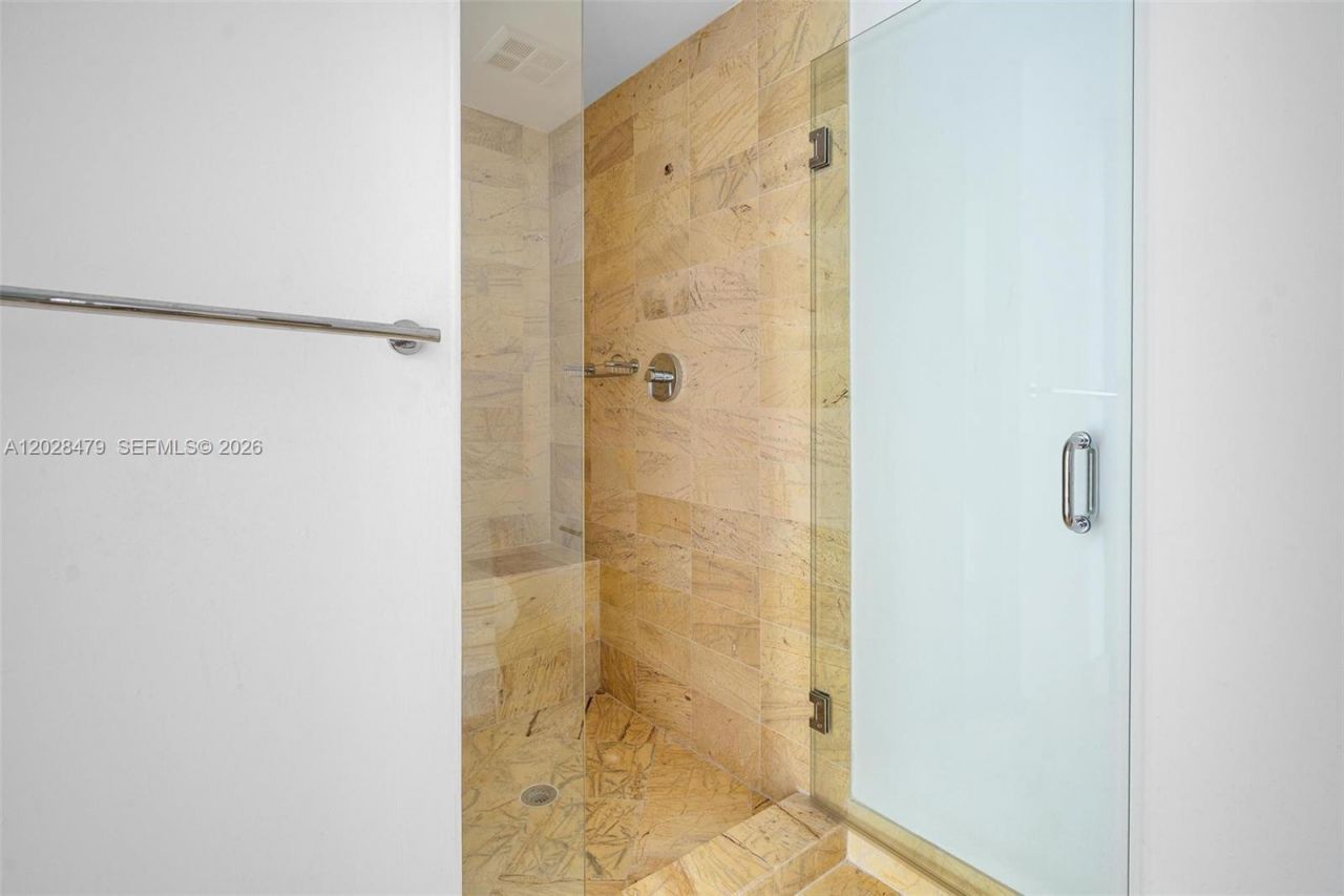 1395 Brickell Ave , Unit 3410, Miami, FL 33131 Photo