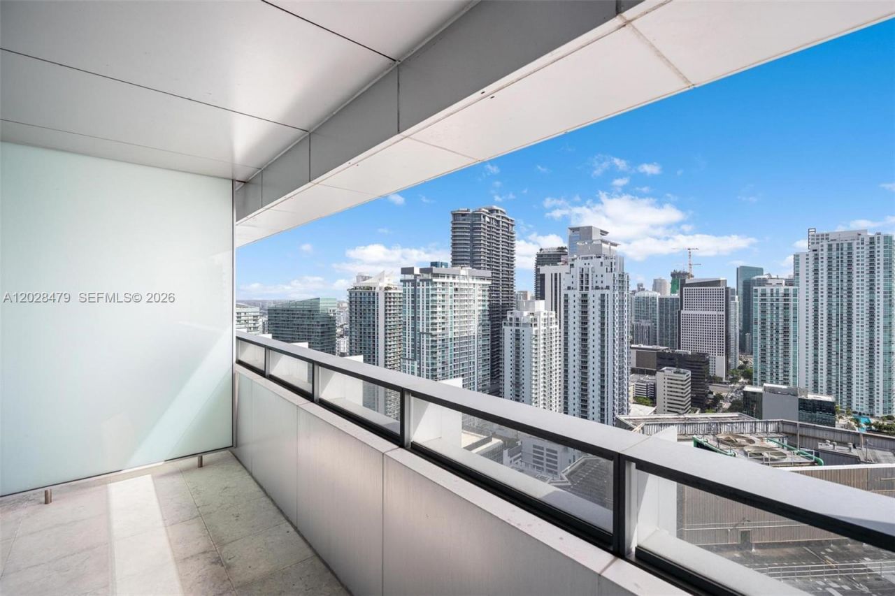 1395 Brickell Ave , Unit 3410, Miami, FL 33131 Photo