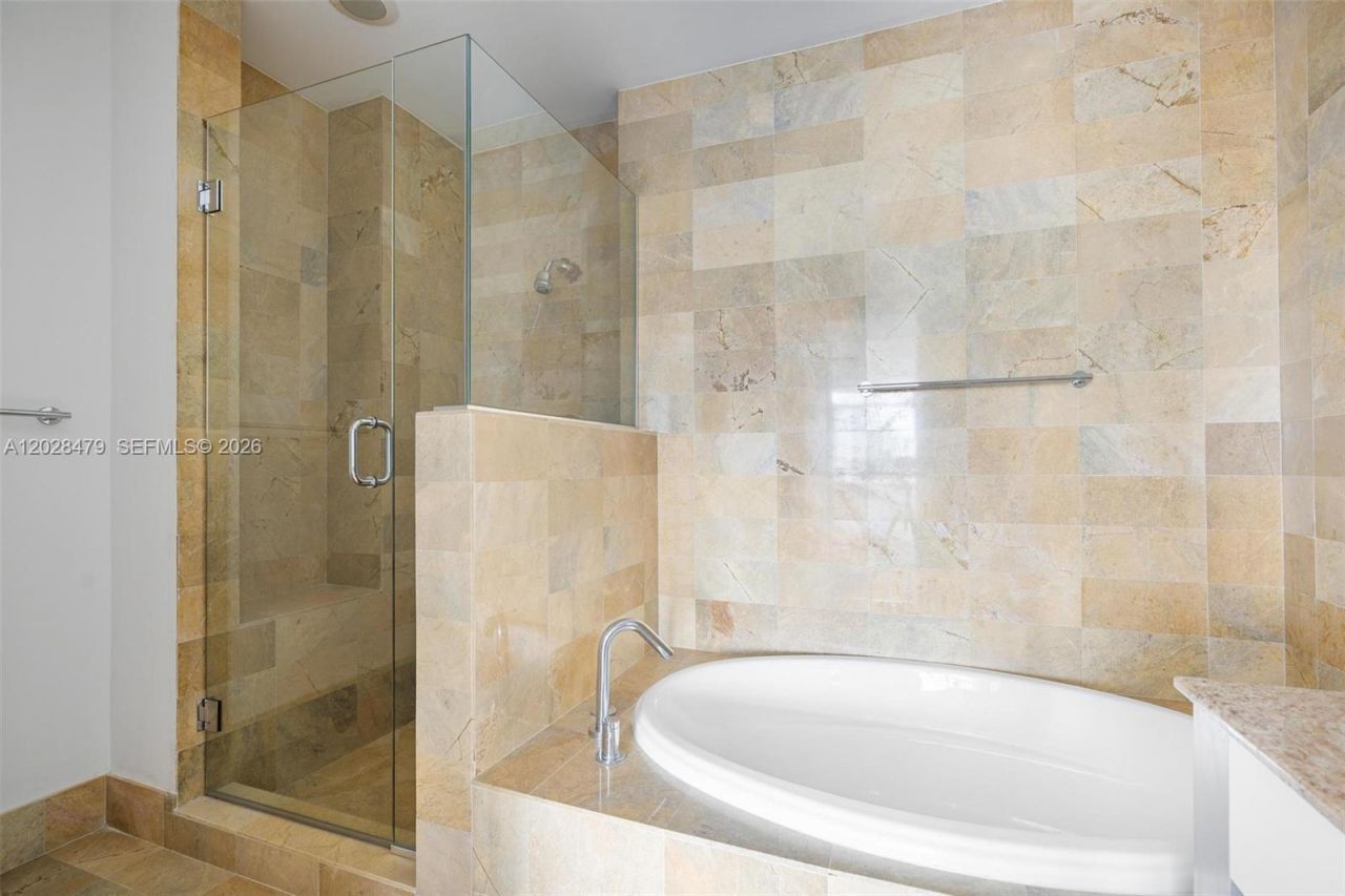 1395 Brickell Ave , Unit 3410, Miami, FL 33131 Photo