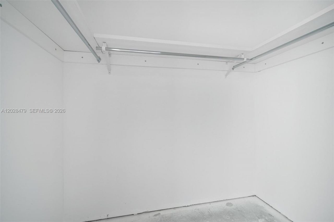 1395 Brickell Ave , Unit 3410, Miami, FL 33131 Photo