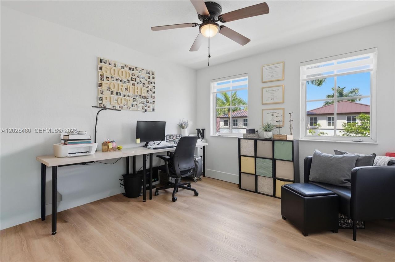 4425 SW 160th Ave, Unit 213, Miramar, FL 33027 Photo