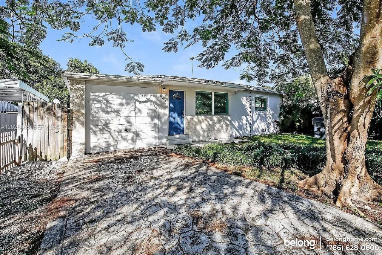 5631 Polk St, Hollywood, FL 33021 Photo
