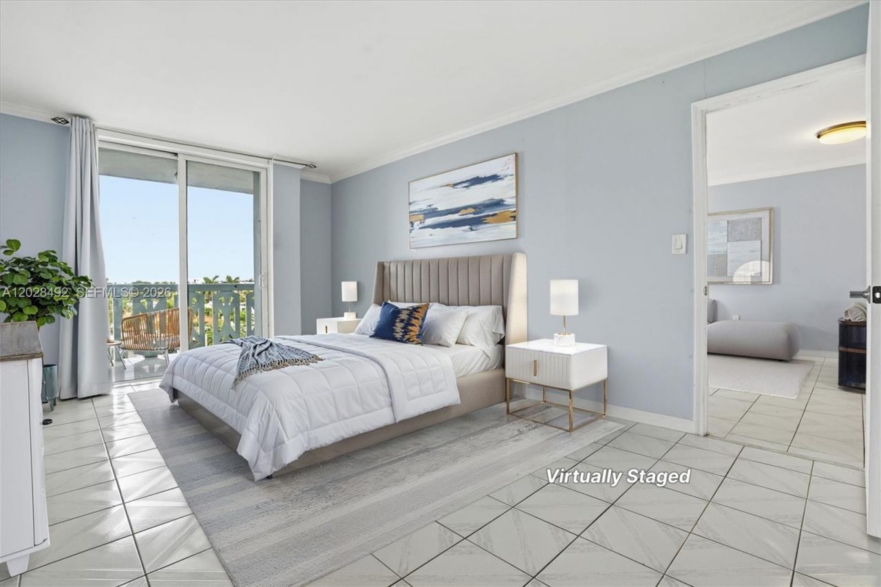 8233 Harding Ave , Unit 504, Miami Beach, FL 33141 Photo