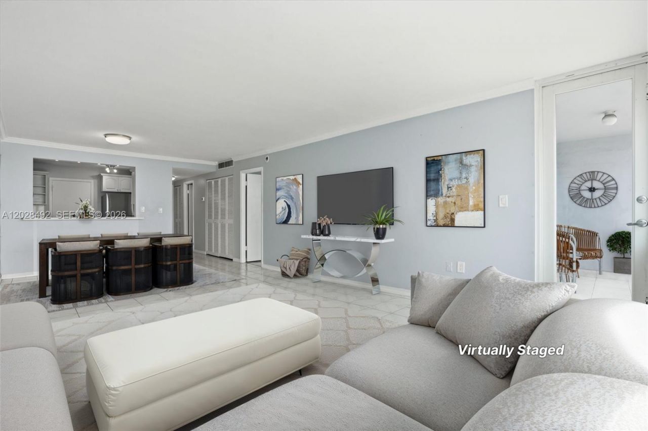 8233 Harding Ave , Unit 504, Miami Beach, FL 33141 Photo