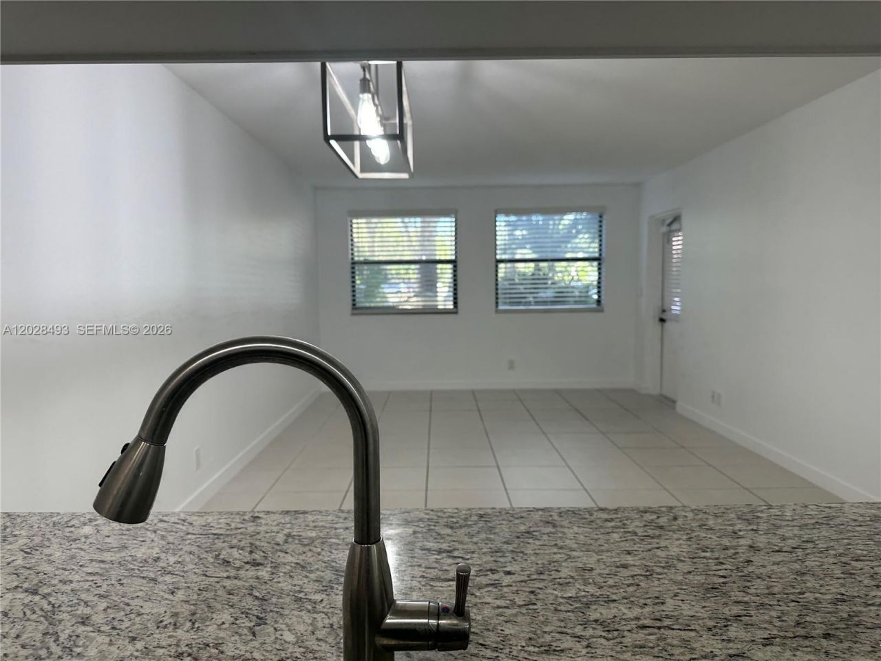 8180 Geneva Ct, Unit 119, Doral, FL 33166 Photo