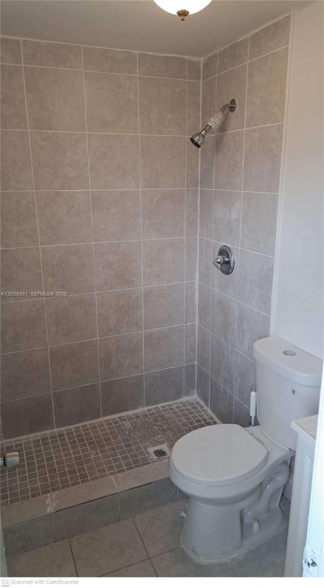 1362 SW 2nd St , Unit 7, Miami, FL 33135 Photo