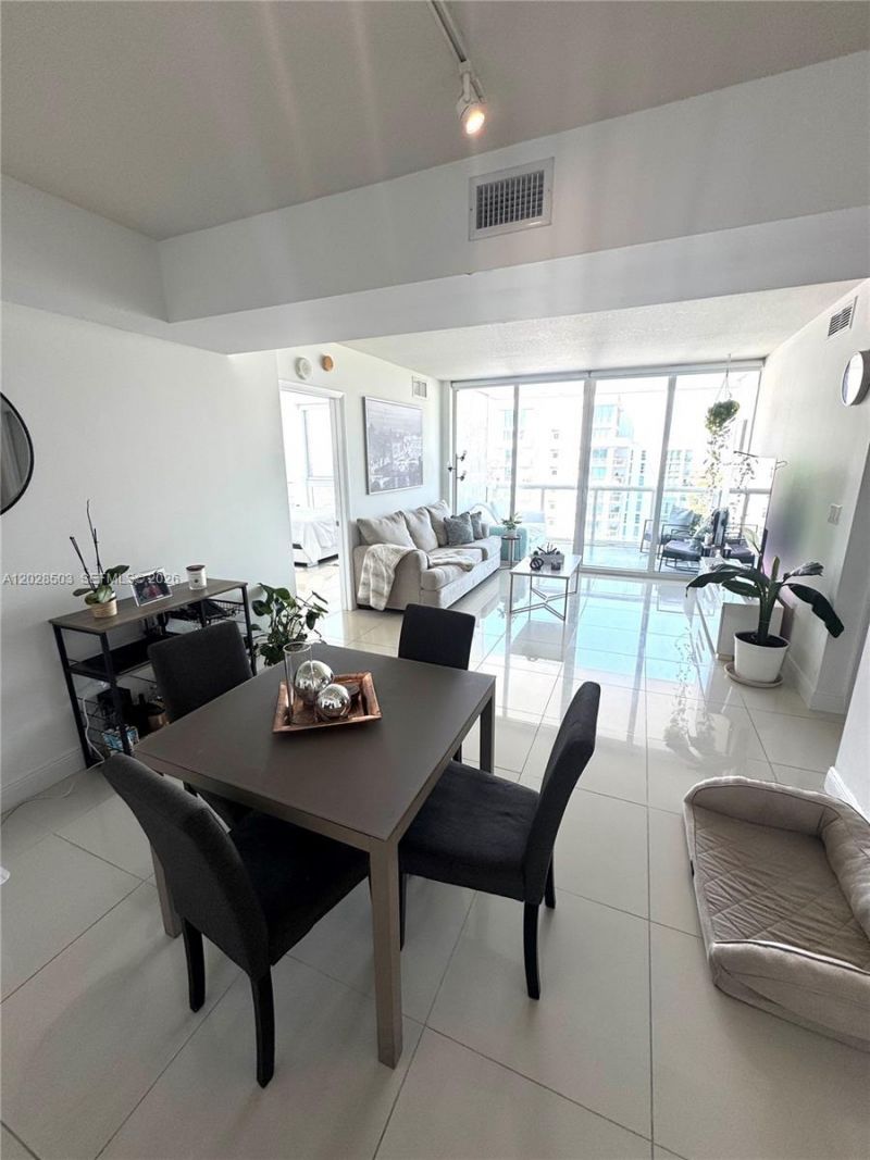 1861 NW S River Dr , Unit 2201, Miami, FL 33125 Photo