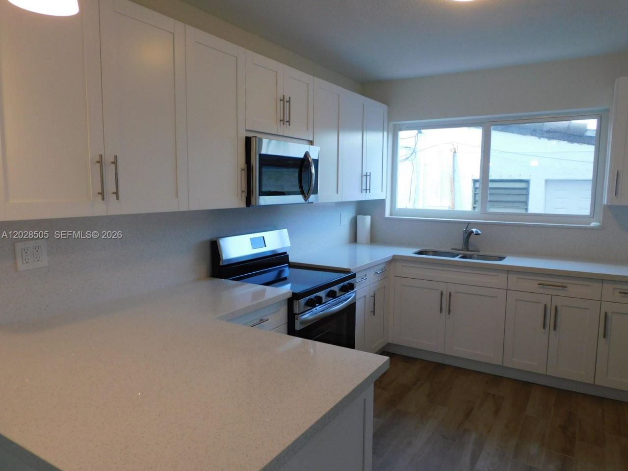3333 SW 89th Ave , Miami, FL 33165 Photo