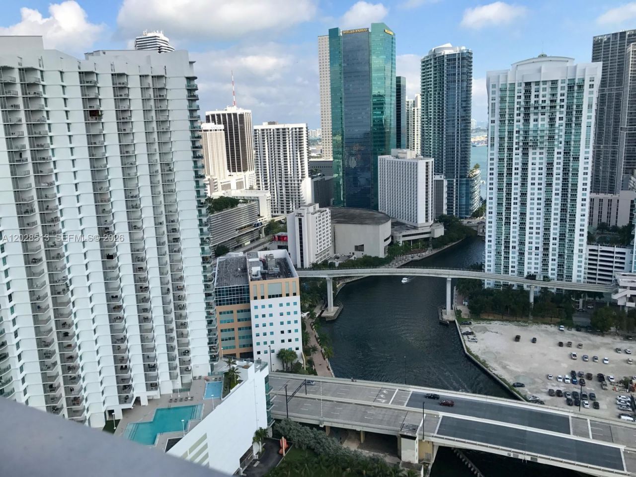 92 SW 3rd St, Unit 3712, Miami, FL 33130 Photo