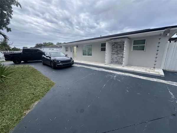 20515 NW 45th Ave , Miami Gardens, FL 33055