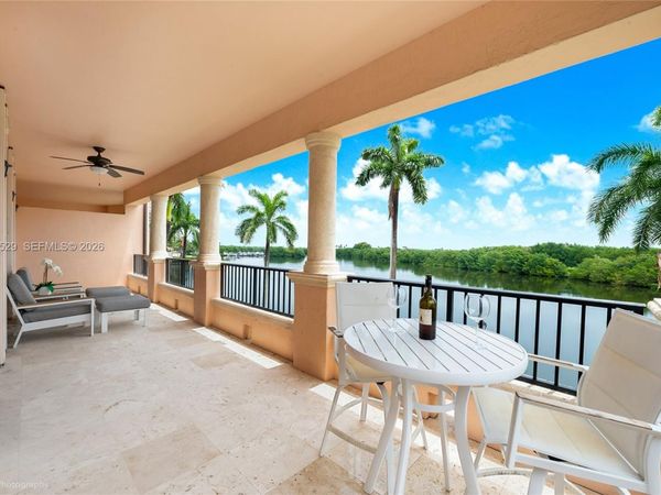 13645 Deering Bay Dr, Unit 123, Coral Gables, FL 33158