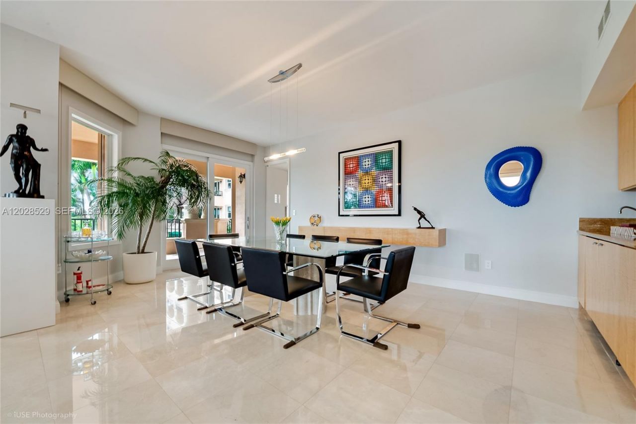 13645 Deering Bay Dr, Unit 123, Coral Gables, FL 33158 Photo