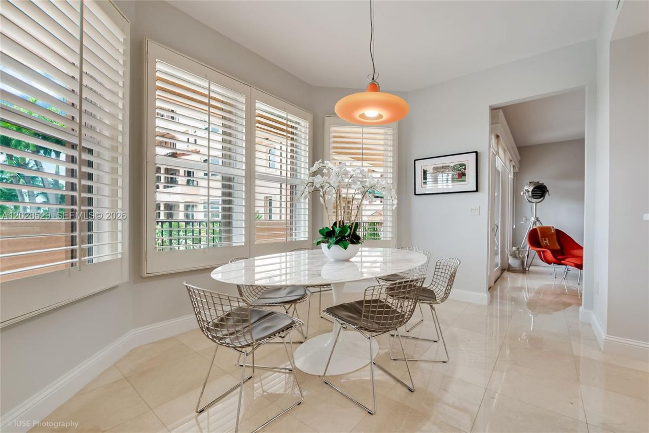 13645 Deering Bay Dr, Unit 123, Coral Gables, FL 33158 Photo