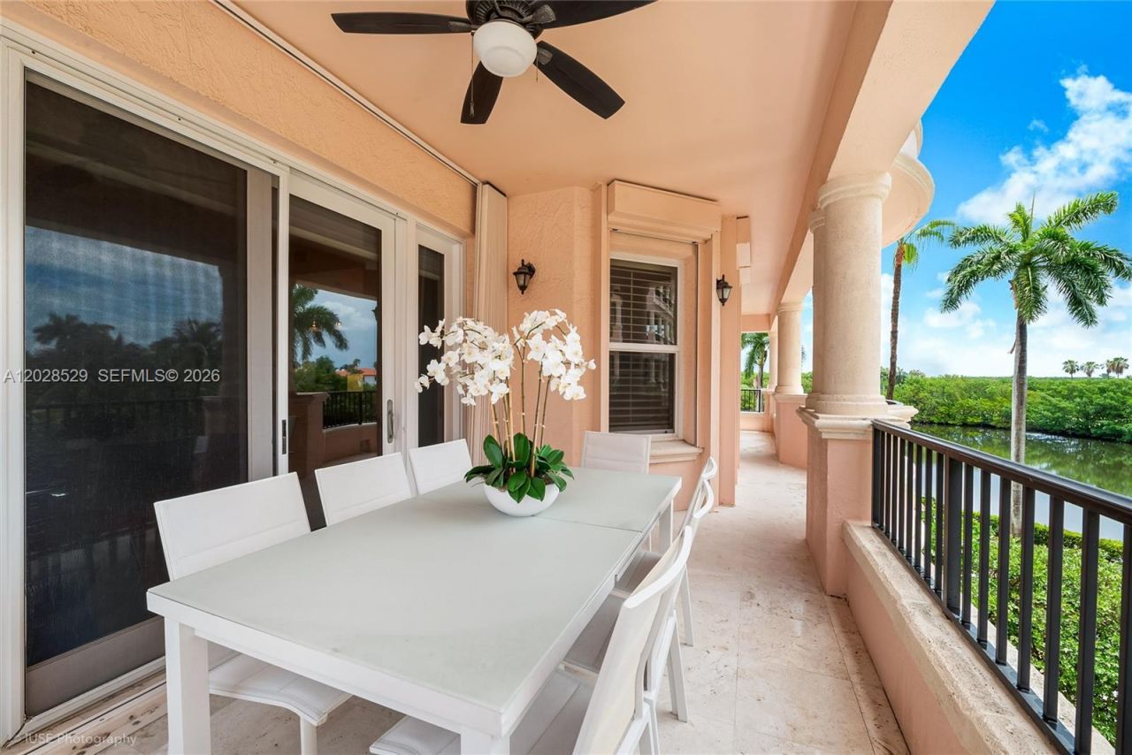 13645 Deering Bay Dr, Unit 123, Coral Gables, FL 33158 Photo