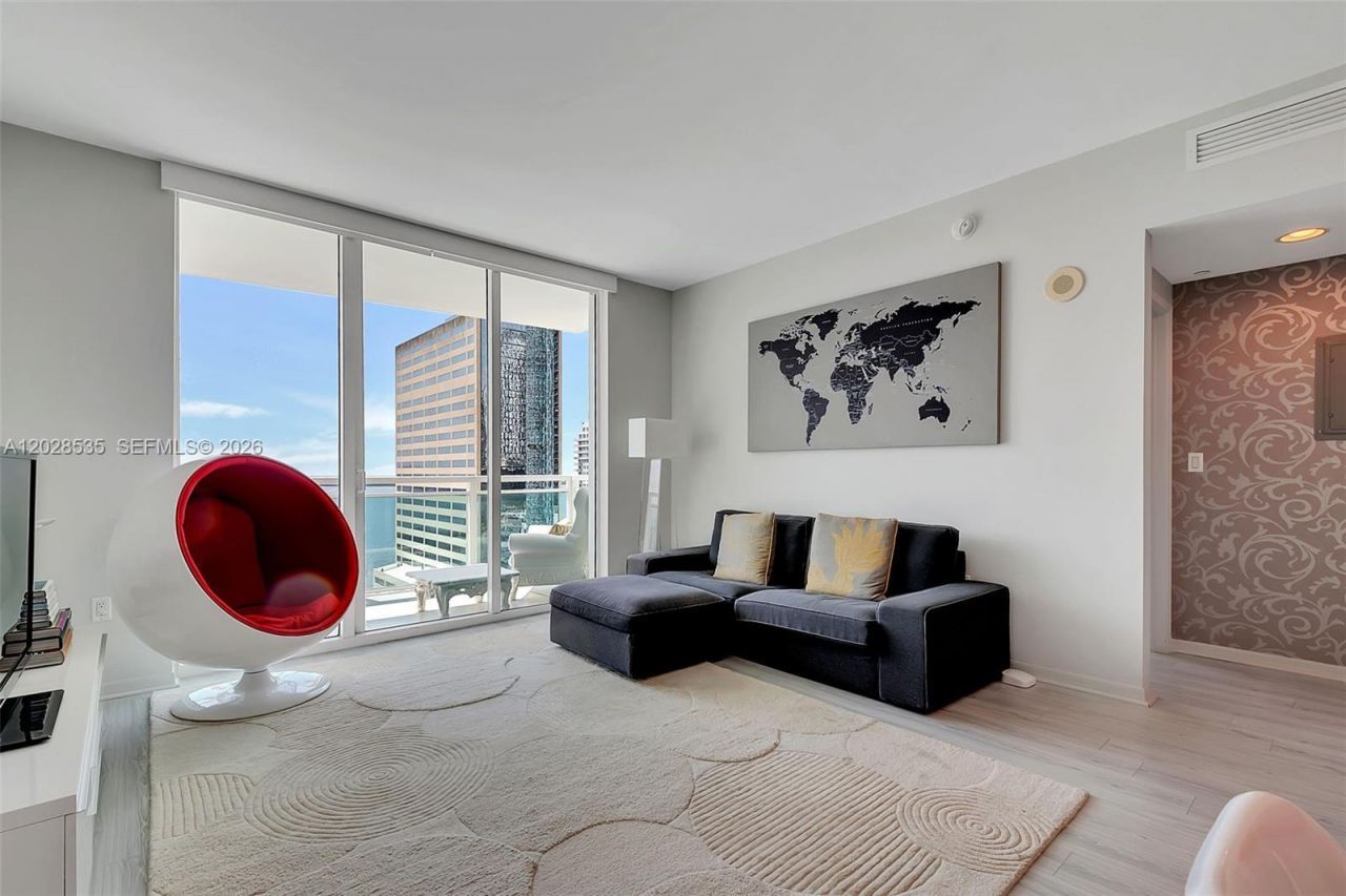 951 Brickell Ave , Unit 2406, Miami, FL 33131 Photo
