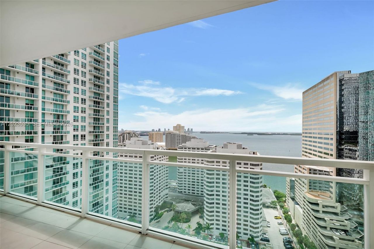 951 Brickell Ave , Unit 2406, Miami, FL 33131 Photo