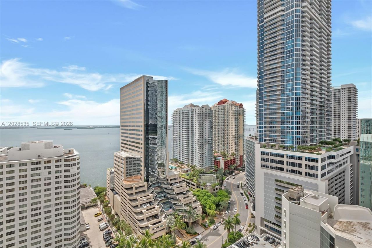 951 Brickell Ave , Unit 2406, Miami, FL 33131 Photo