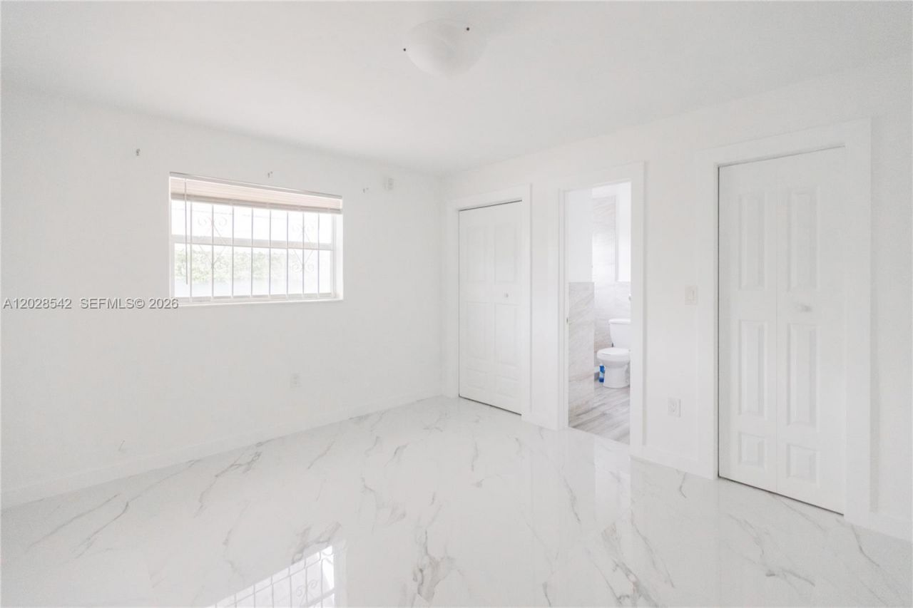 1060 NE 78th St Rd , Unit 3, Miami, FL 33138 Photo