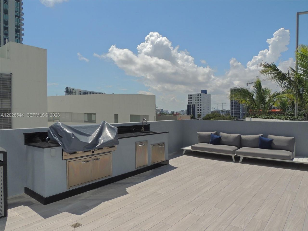 480 NE 30th St , Unit 1105, Miami, FL 33137 Photo