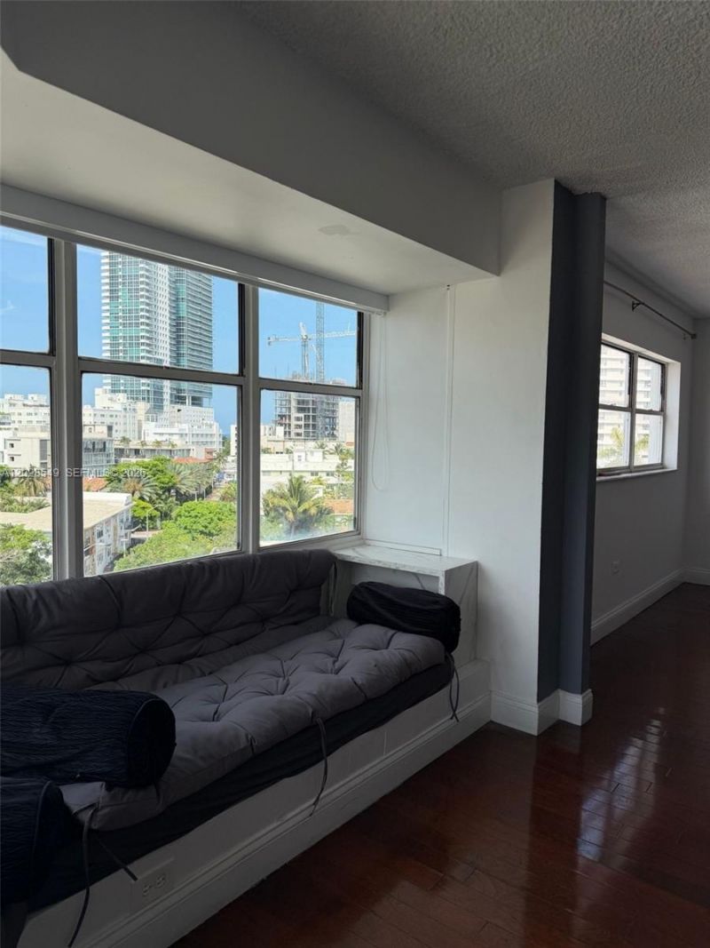 1881 Washington Ave , Unit 7C, Miami Beach, FL 33139 Photo