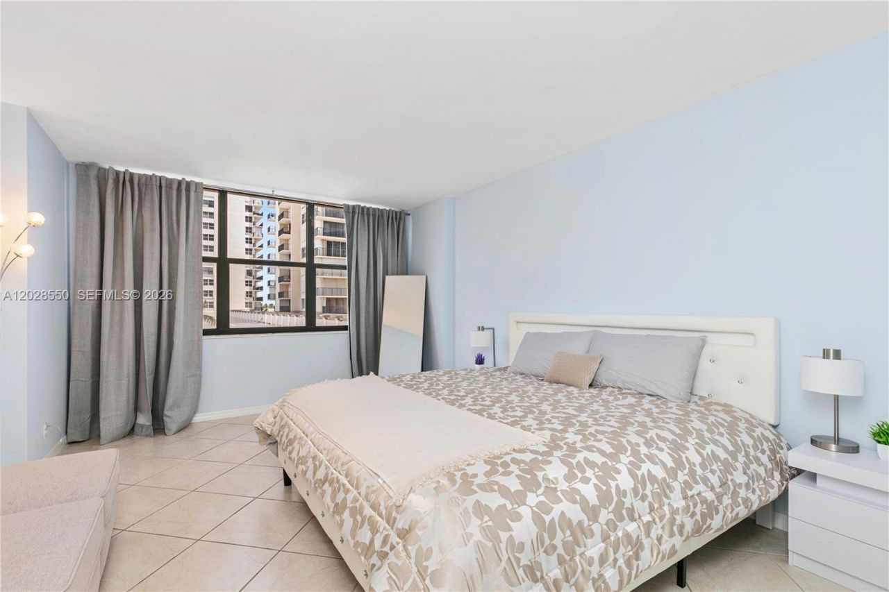 2401 S Ocean Dr , Unit 404, Hollywood, FL 33019 Photo