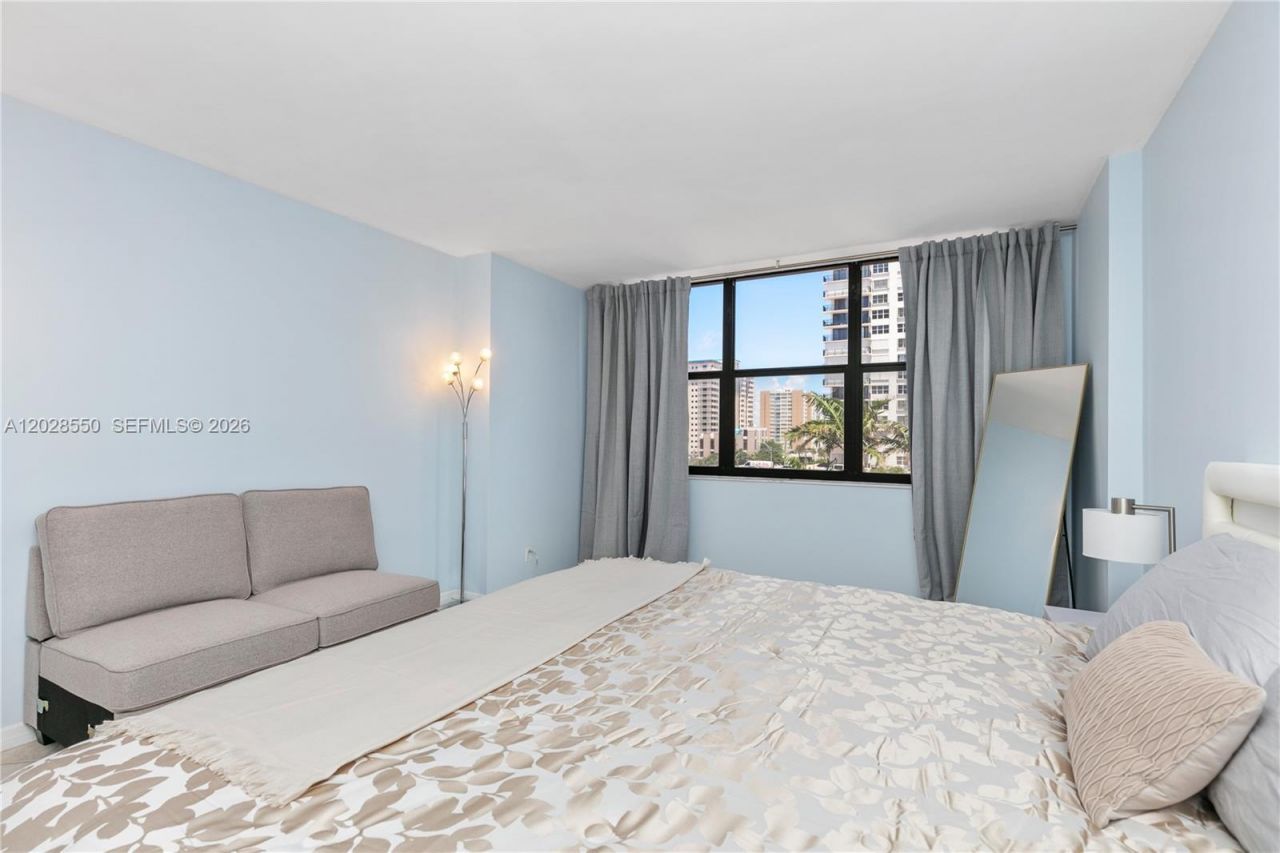 2401 S Ocean Dr , Unit 404, Hollywood, FL 33019 Photo