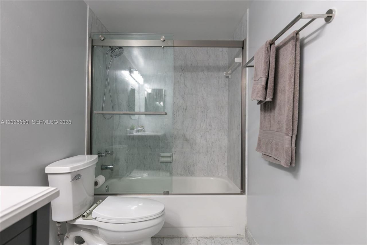 2401 S Ocean Dr , Unit 404, Hollywood, FL 33019 Photo