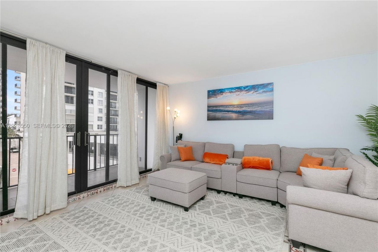 2401 S Ocean Dr , Unit 404, Hollywood, FL 33019 Photo