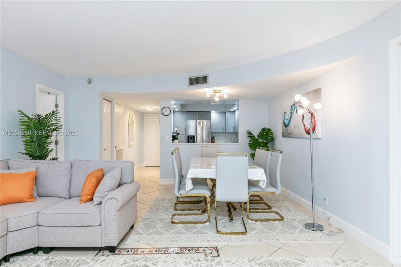 2401 S Ocean Dr , Unit 404, Hollywood, FL 33019 Photo