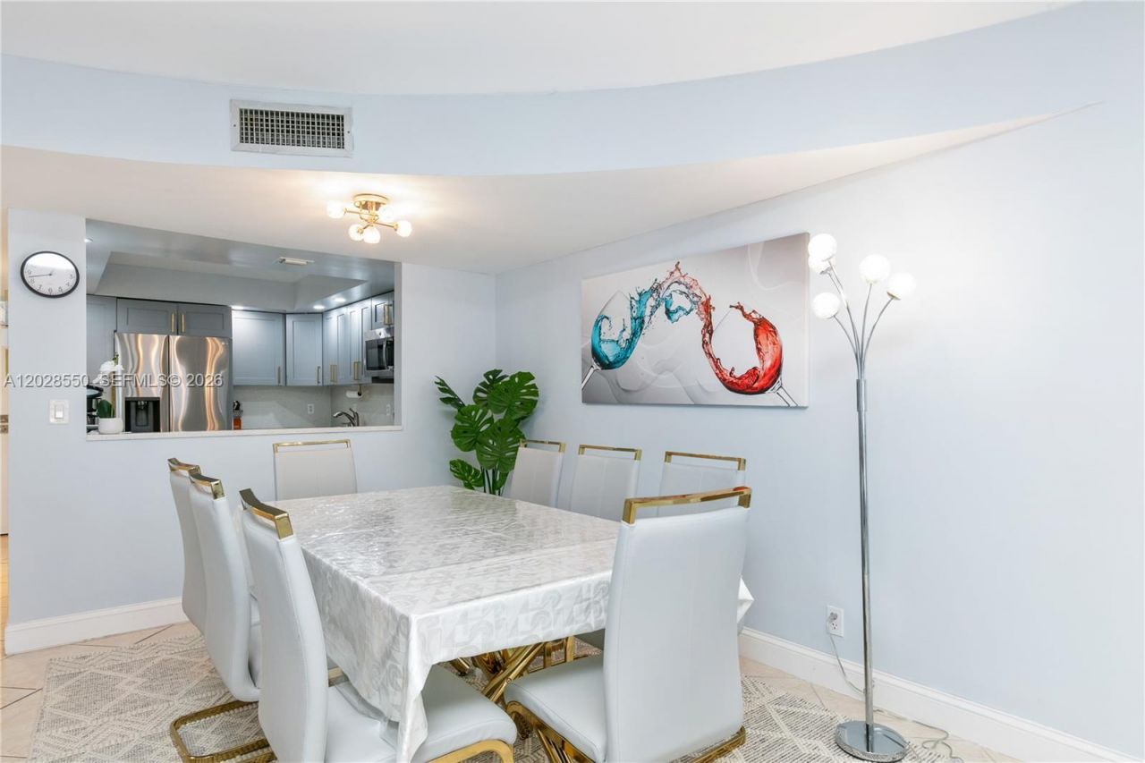 2401 S Ocean Dr , Unit 404, Hollywood, FL 33019 Photo