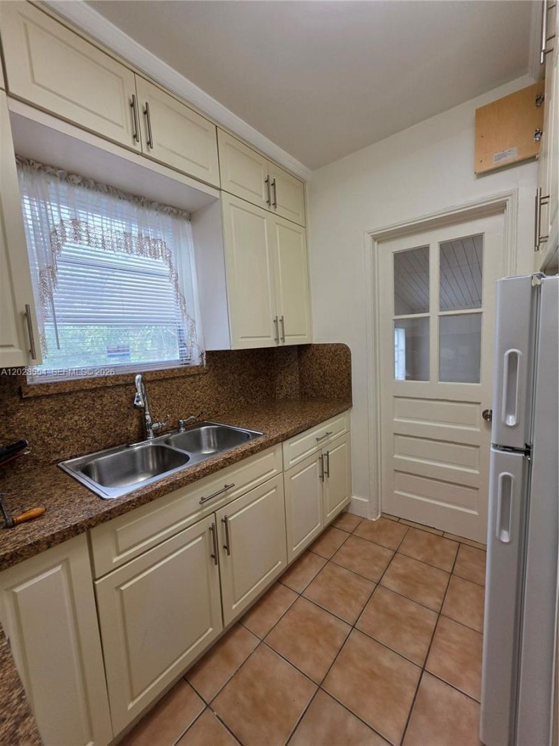 Please Call For Address, Miami, FL 33130 Photo