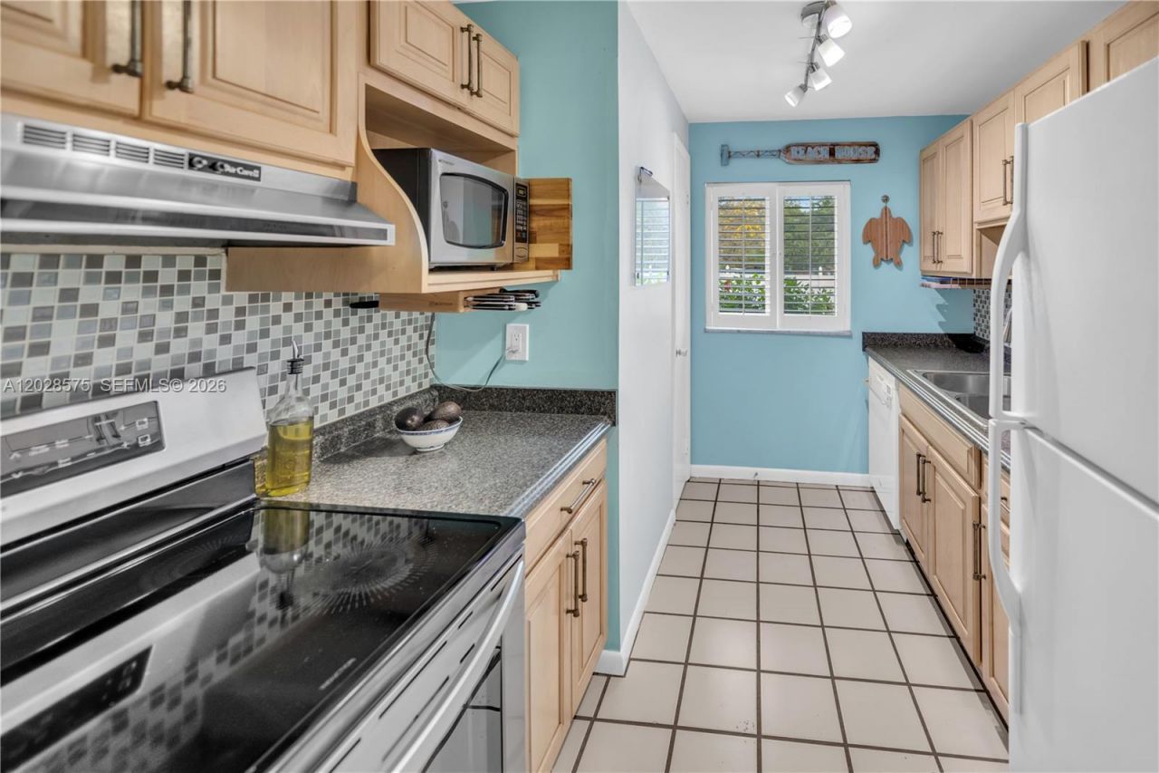 40 High Point Rd , Unit 402, Islamorada, FL 33070 Photo