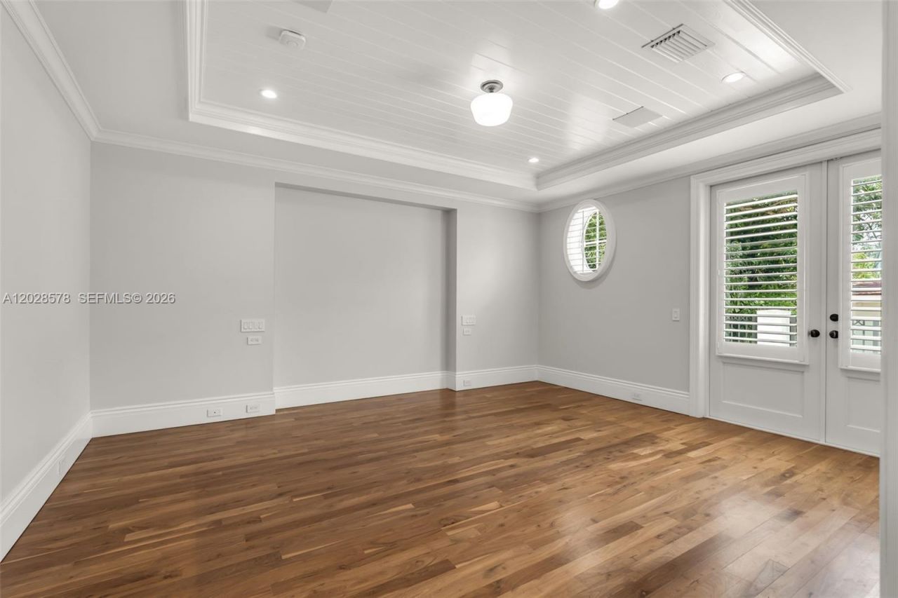 1233 Alegriano Ave, Coral Gables, FL 33146 Photo
