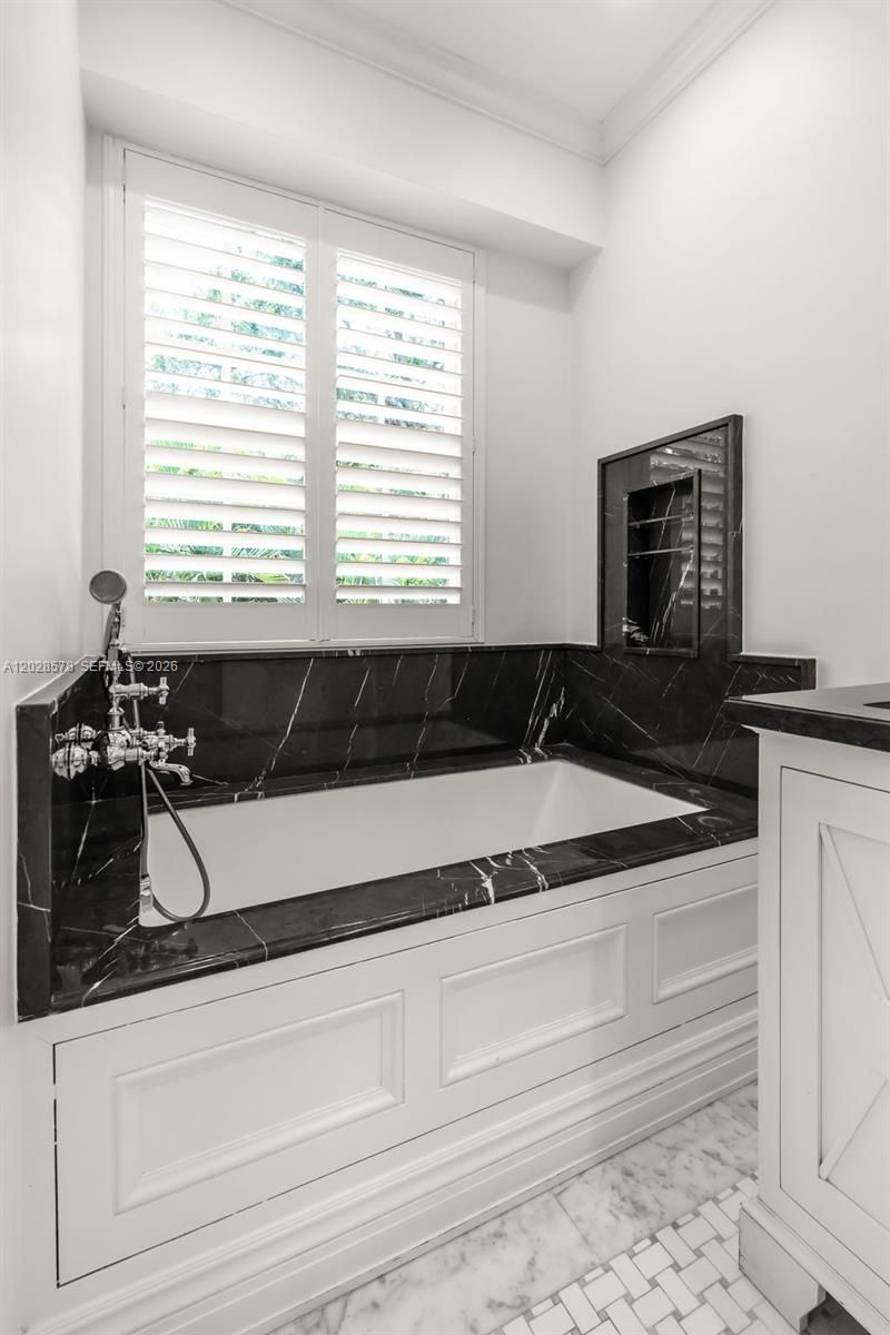 1233 Alegriano Ave, Coral Gables, FL 33146 Photo