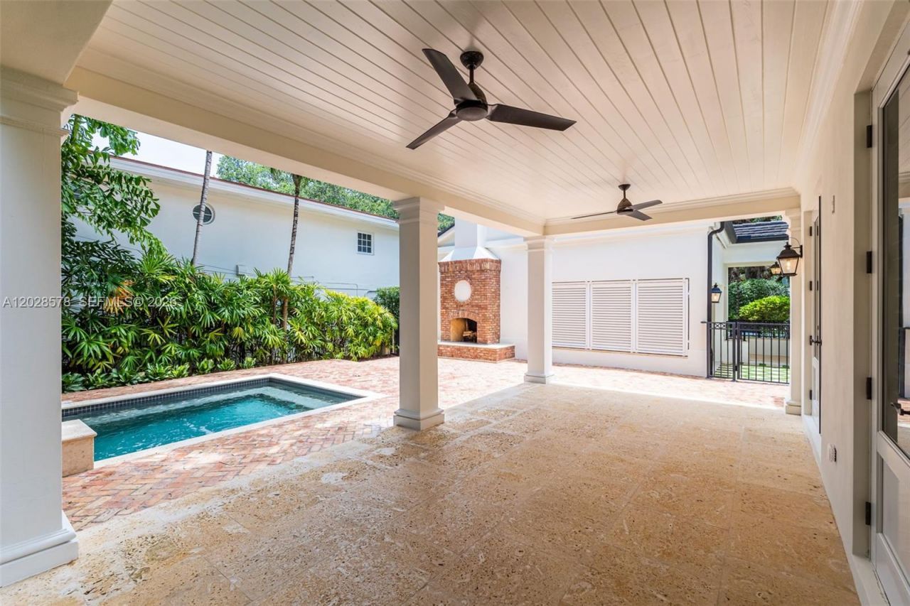 1233 Alegriano Ave, Coral Gables, FL 33146 Photo