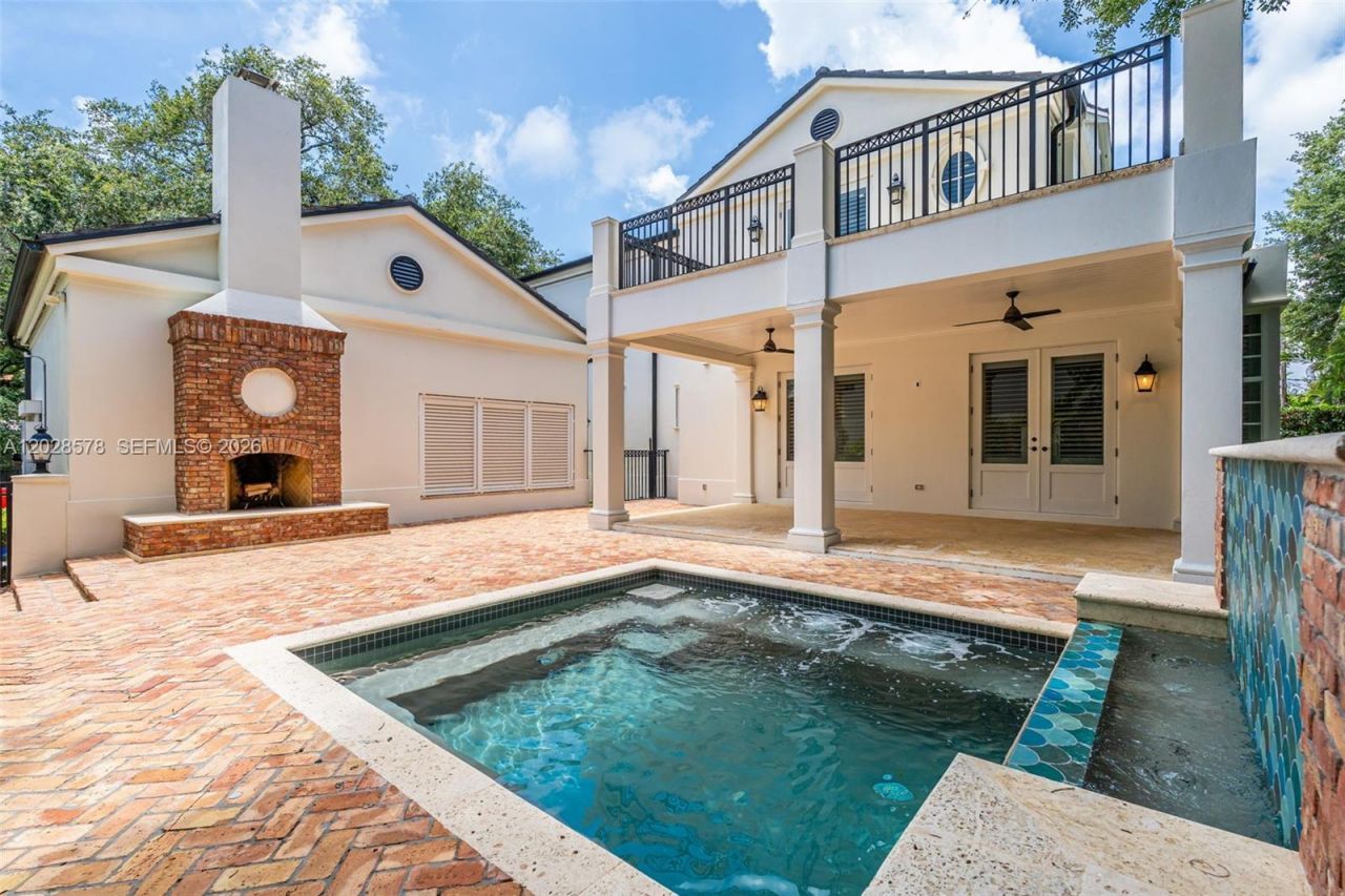 1233 Alegriano Ave, Coral Gables, FL 33146 Photo