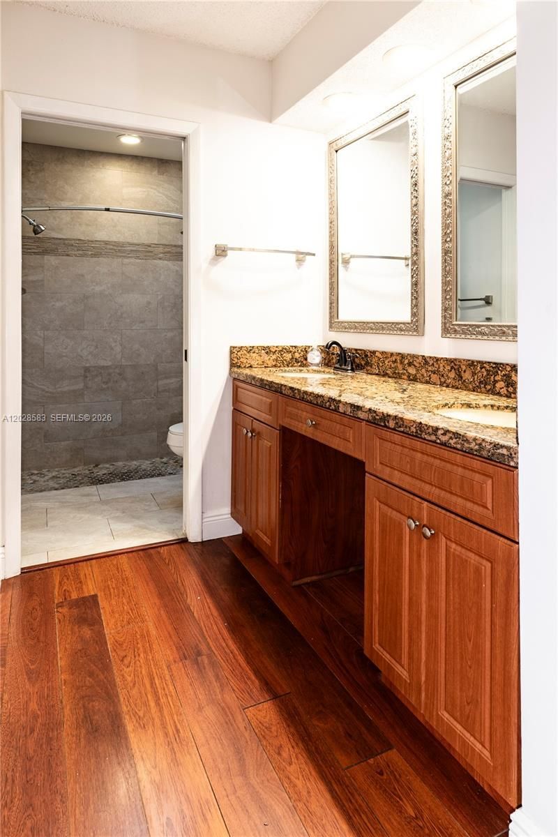 1341 Seagrape Cir , Weston, FL 33326 Photo