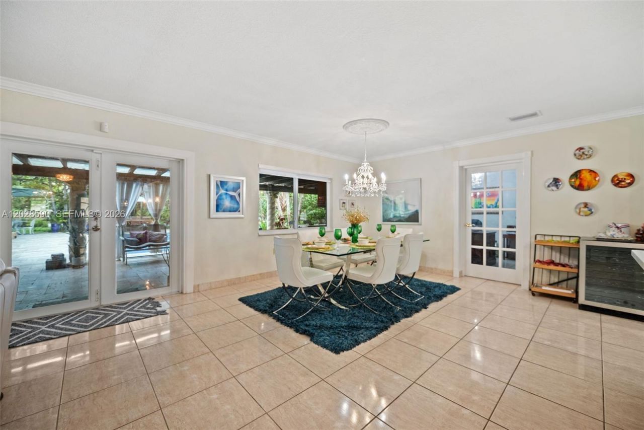 13700 N Miami Ave , Miami, FL 33168 Photo