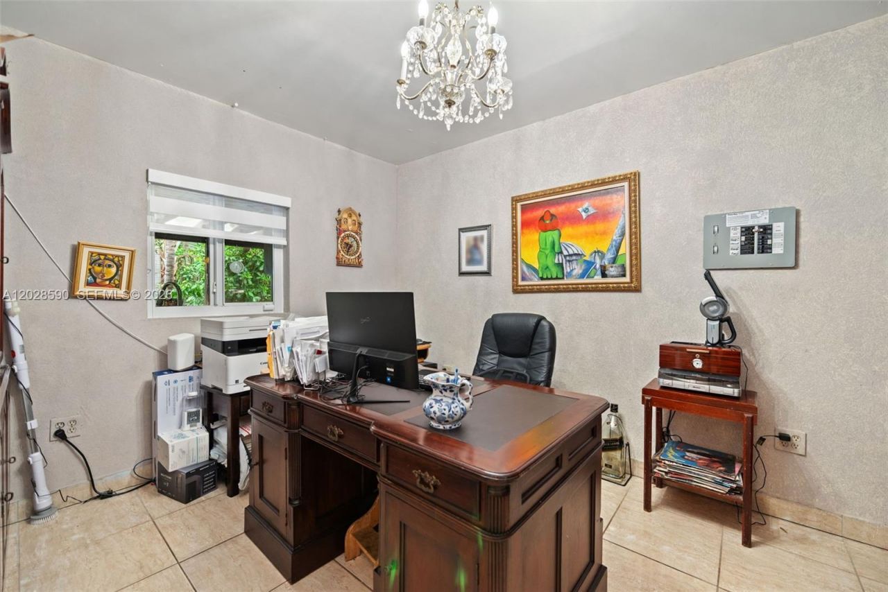 13700 N Miami Ave , Miami, FL 33168 Photo