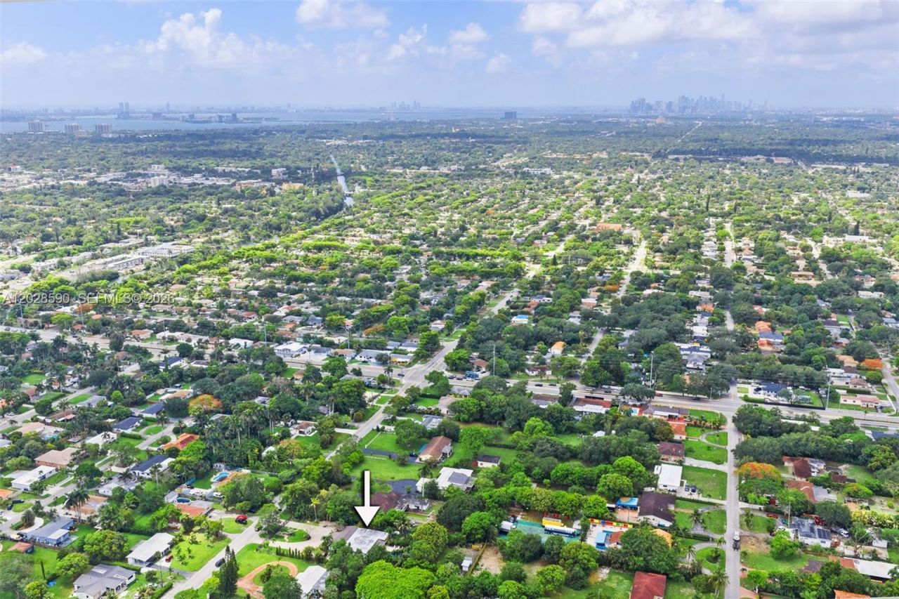 13700 N Miami Ave , Miami, FL 33168 Photo
