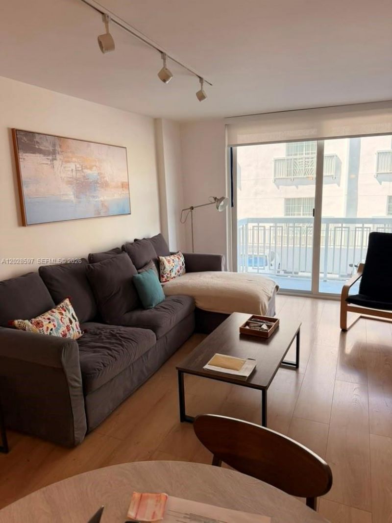 401 Ocean Dr , Unit 224, Miami Beach, FL 33139 Photo