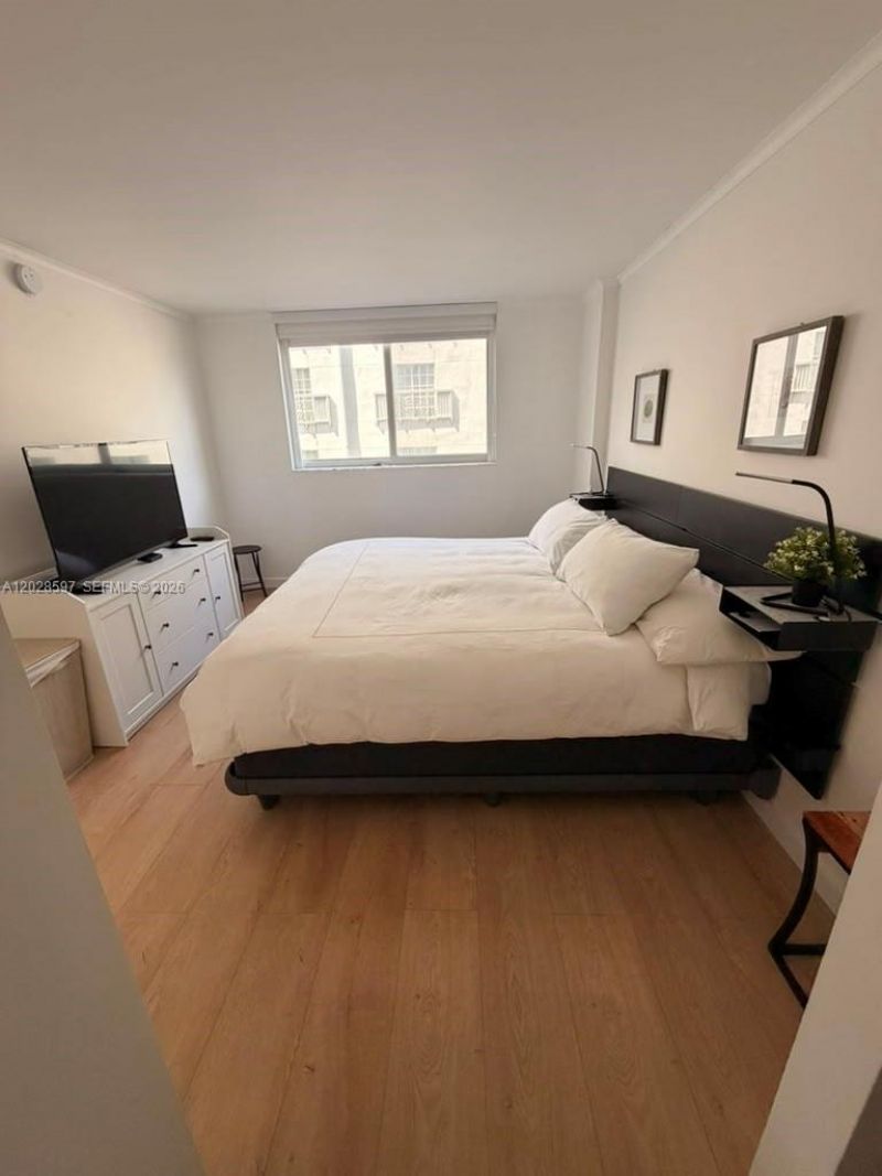 401 Ocean Dr , Unit 224, Miami Beach, FL 33139 Photo