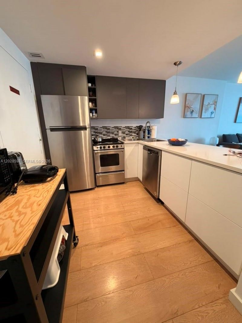 401 Ocean Dr , Unit 224, Miami Beach, FL 33139 Photo