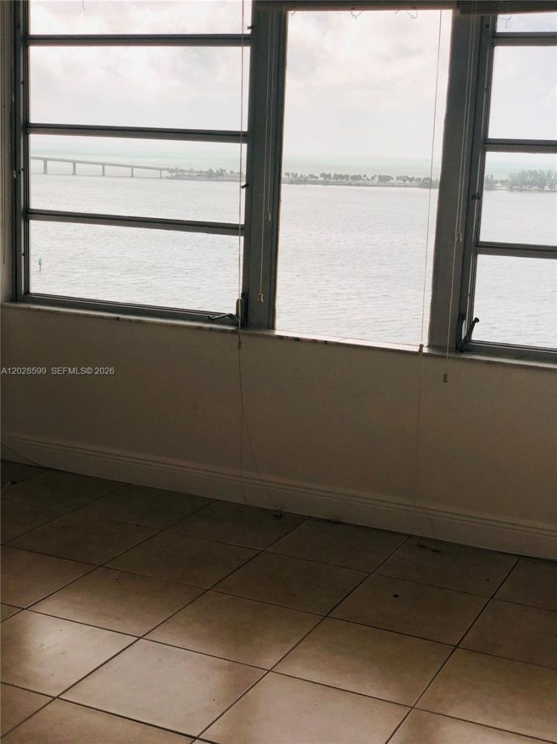 1430 Brickell Bay Dr , Unit PH-5, Miami, FL 33131 Photo
